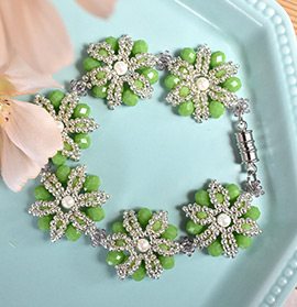 Spring Style Flower Beaded Bracelet